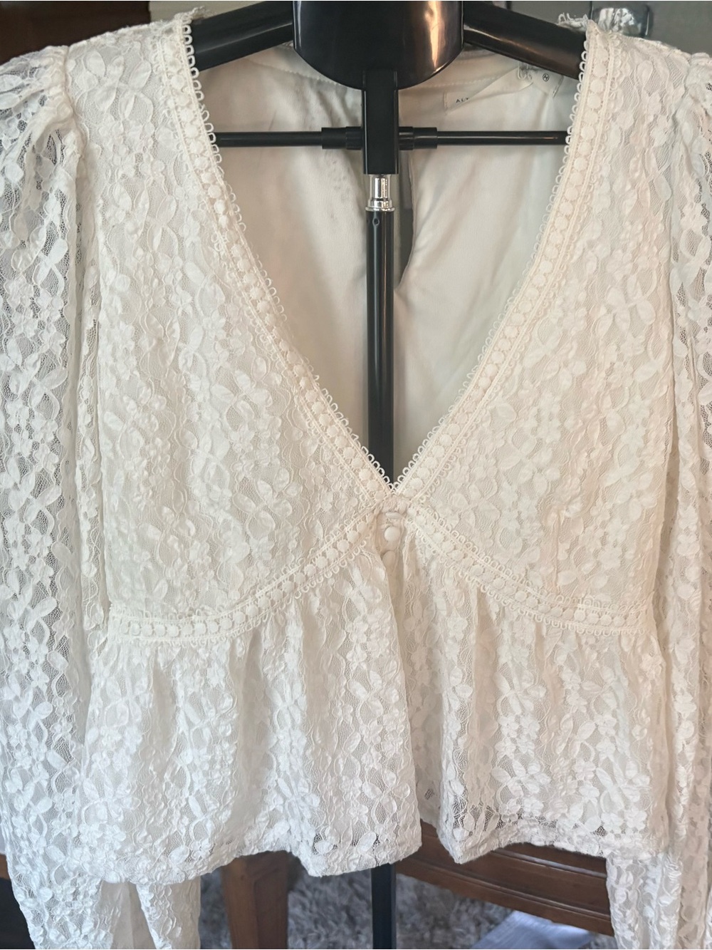 NWT Altar'd State Ivory Floral Lace Peplum Top Women's M Puff Sleeve V-Neck